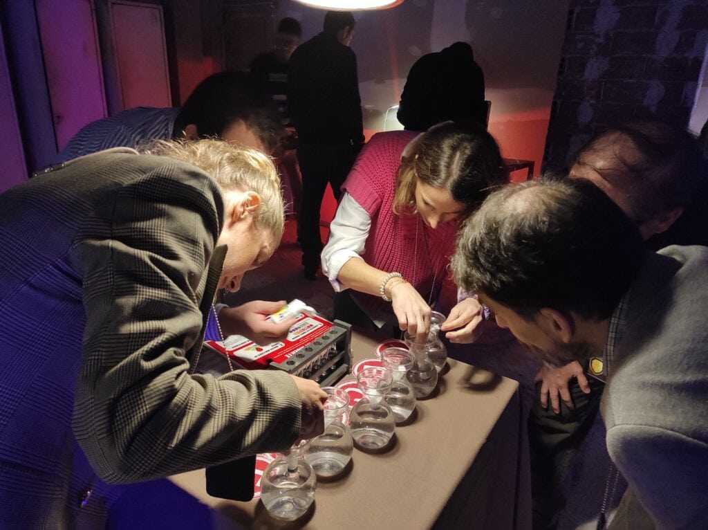 Escape Room Moorder CSI para empresas-14