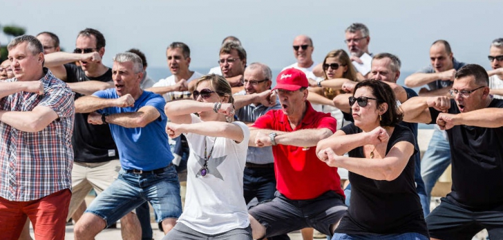 haka team building in barcelona