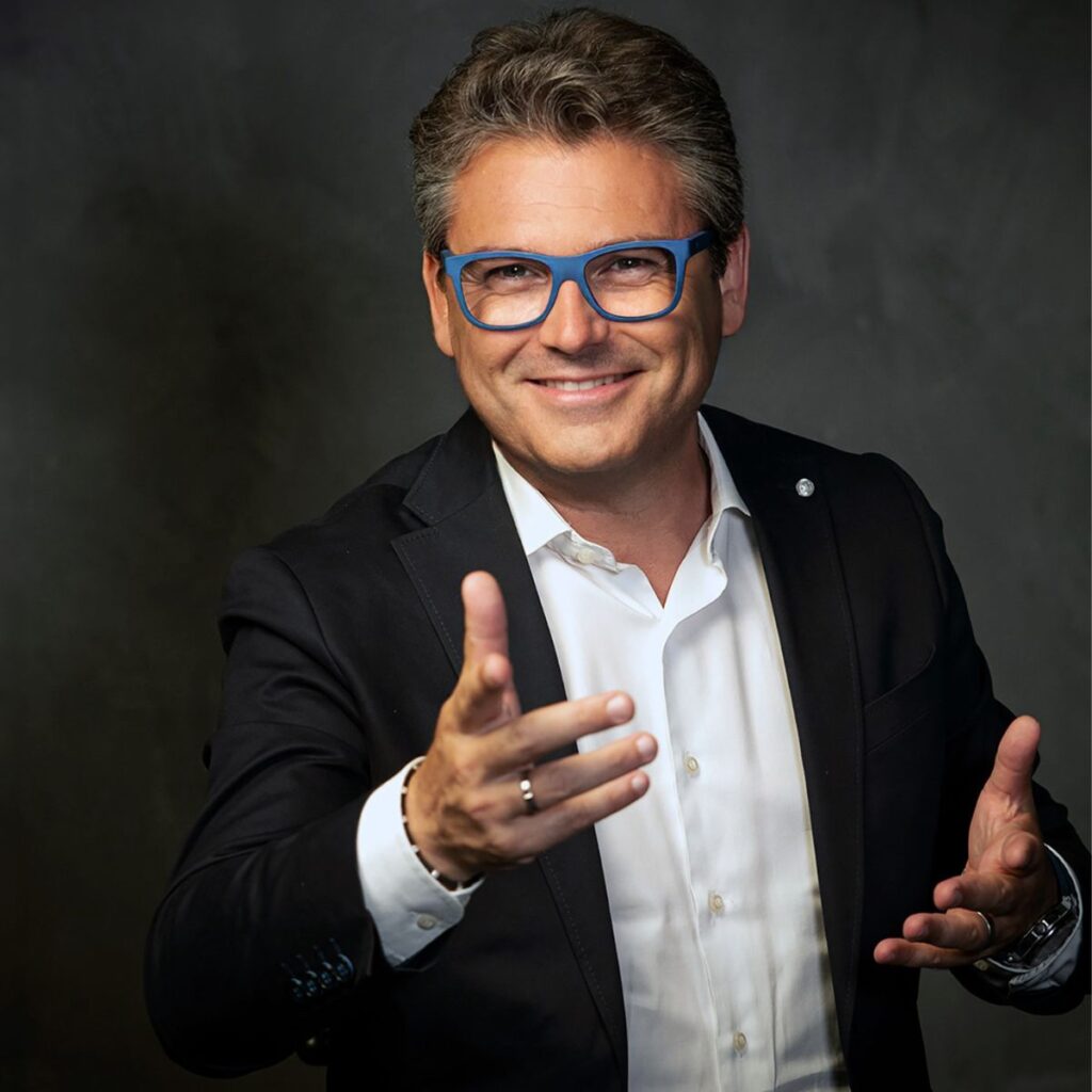 Contratar Marc Vidal